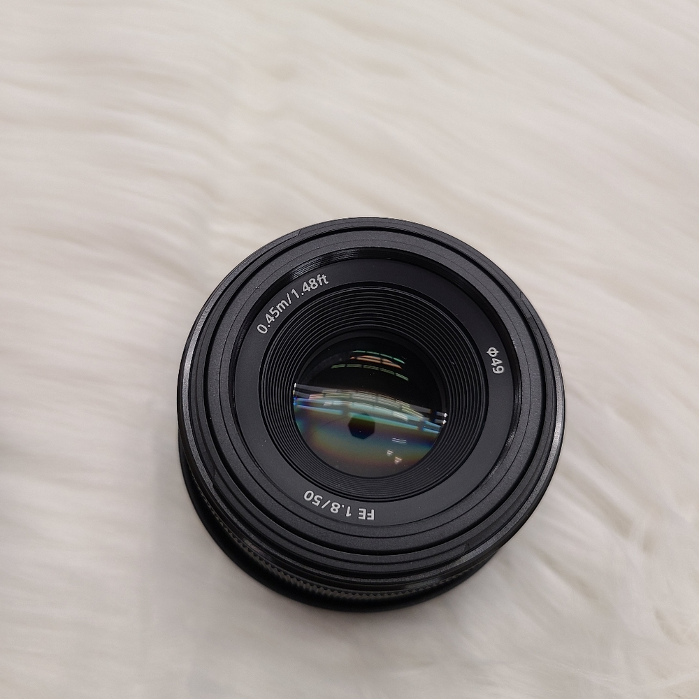 New Sony - FE 50mm f/1.8 Standard Prime Lens for E-mount Cameras - Black